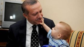 أردوغان يرزق بحفيد سماه علي تحرير