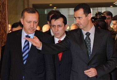 Erdogan appelle Assad à quitter le pouvoir “pour le salut de son peuple”