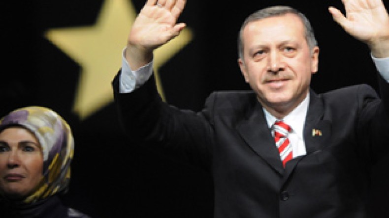 لسنا حزبا إسلاميا..بل نحن ديمقراطيون