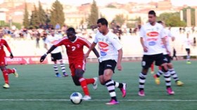 كأس “الكاف”: فوز مريح لوفاق سطيف..لكن “مفخّخ”