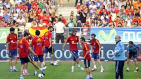 “الفيسبوك” و”تويتر” مسموح بهما للاعبي منتخب إسبانيا