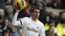 لاعب إسباني “نادر” يساعد المحتاجين بالملموس وليس بـ “الكلام”!