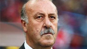مدرب منتخب إسبانيا باق في منصبه حتى 2014