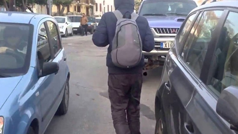 فرار جماعي لـ127 “حراق” من بينهم جزائريون من مركز حجز بإسبانيا