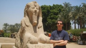 قصة الجاسوس الإسرائيلي الذي فجر الفتنة بين المسلمين والأقباط