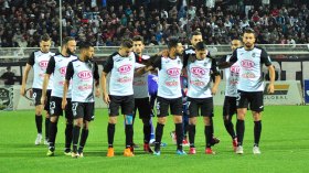 الإدارة والأنصار غاضبون من الحكم بصيري ويحملونه تعثر بارادو