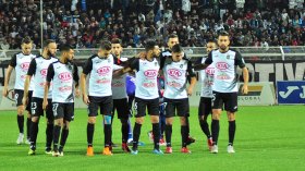 غاب “الوفاق” وحضر “الشقاق” في سطيف