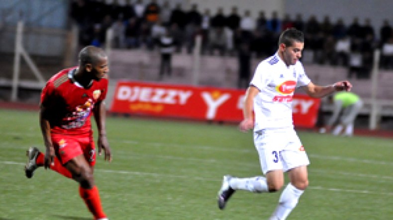 والي‭ ‬سطيف‭ ‬وصادي‭ ‬يتدخلان‭ ‬لتسوية‭ ‬أزمة‭ ‬الصكوك‭ ‬والكرة‭ ‬في‭ ‬مرمى‭ ‬المقاولين