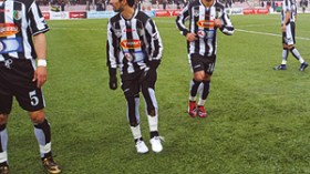 الوفاق يستعيد الريادة والكناري يفقد آمال اللقب