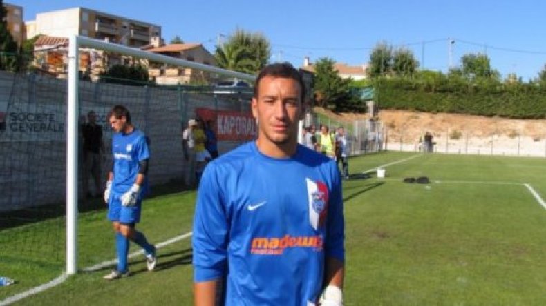 مدرب الوفاق: الحارس خضايرية جدير بحماية عرين “محاربي الصحراء”