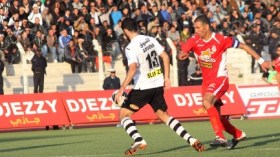 “النسر الأسود” يشحن بطارياته قبل مباراة “الحسم” أمام المولودية