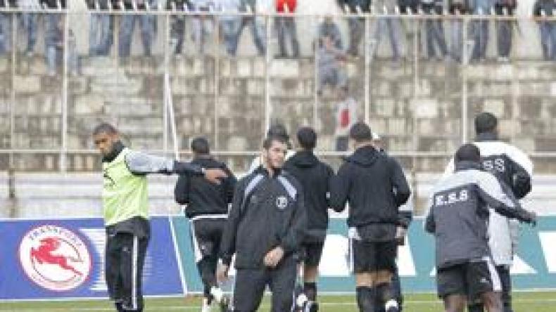 وفاق سطيف يطير الاثنين إلى تين الفرنسية