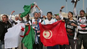 جمهور المونستير يغزو الملعب..والحاج عيسى يرعب التونسيين