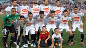 حمار‭ ‬يفكر‭ ‬في‭ ‬طائرة‭ ‬خاصة‭ ‬إلى‮ ‬وهران