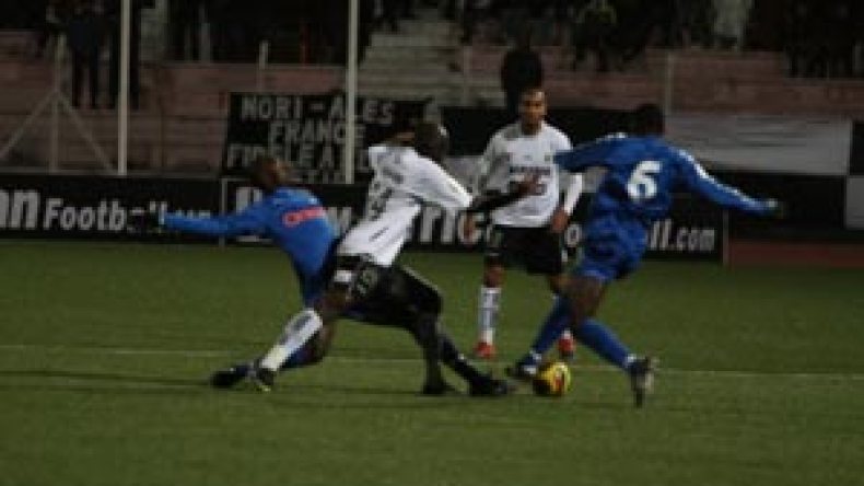 التشكيلة بمعنويات من حديد”والفوز سيكون هدية العيد