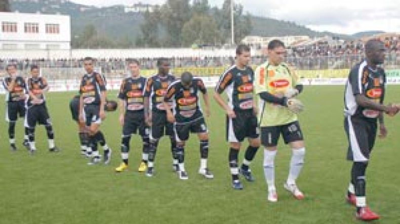 لقاء صعب معقد وكل شيء ممكن