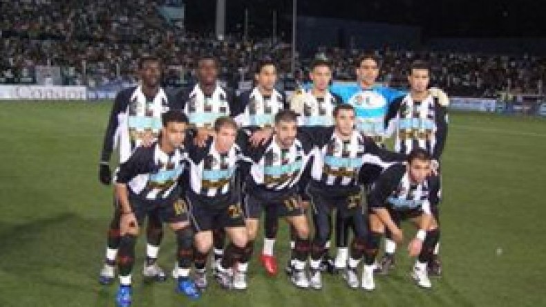 فريقان فقط يمثلان الجزائر في الكأس العربية