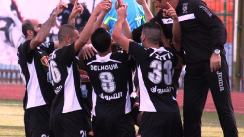 وفاق سطيف يسوّي علاوات الطاقم الفني وبعض اللاعبين