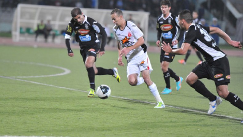 حكم غامبي لمباراة وفاق سطيف ومازمبي