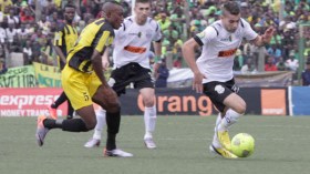 النسر الأسود يستدرج “الجنرال” لاصطياده في عيد الثورة