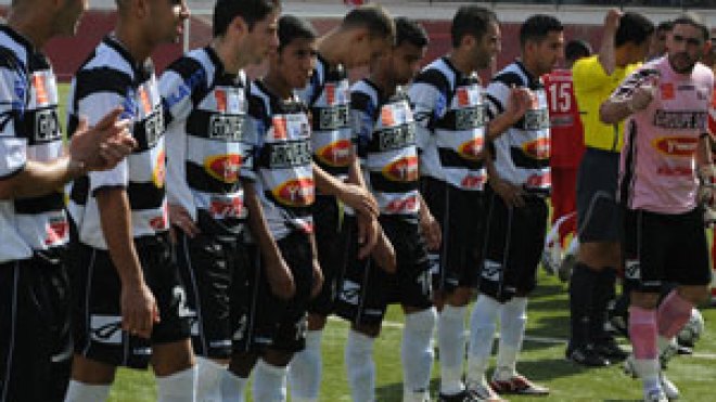 الوفاق على بعد نقطة من الإنتصار.. وسعيدة والقبة يودعان الكبار