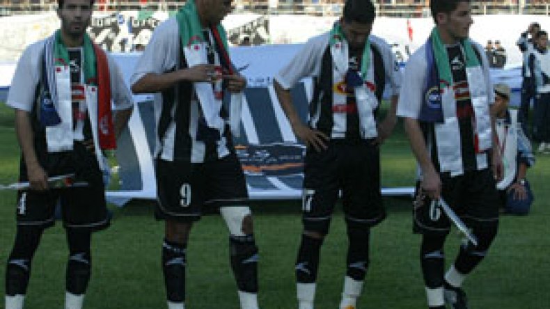 وفاق سطيف * الأنصار اللبناني عشية الاثنين على الساعة السادسة مساء