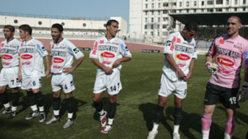 بطل العرب يطير الأحد للقاهرة بمعنويات صاروخية