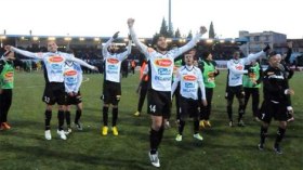 تشكيلة الوفاق بمعنويات مرتفعة ونحو تأجيل لقاء الحمراوة