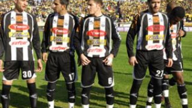 إدارة سرار تفكر جديا في إقالة سيموندي