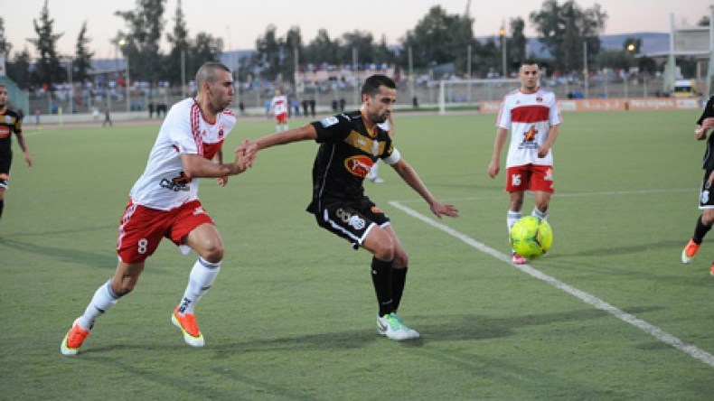 إدارة “الوفاق” توزع 15 مليون سنتيم على كل لاعب قبل لقاء العميد