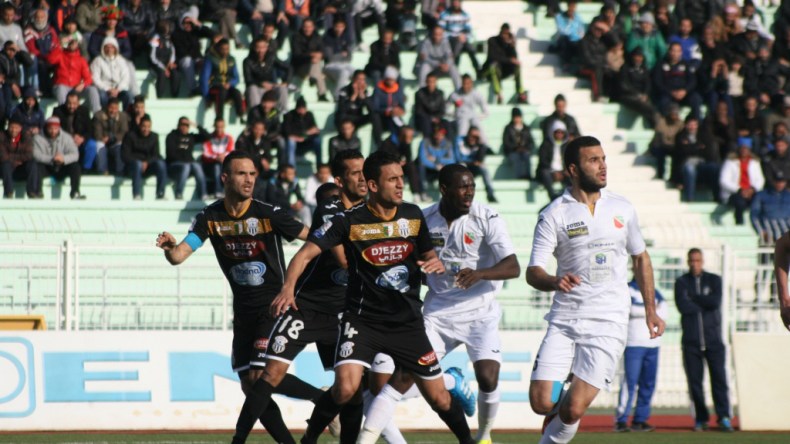 الجولة ‬24‮ ‬من الرابطة المحترفة الأولى..”‬قمّتان واعدتان والرائد في‮ ‬خطر‮”‬