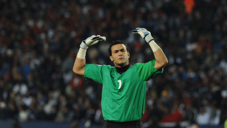 عصام الحضري متّهم بالاستعانة بـ”الجن والعفاريت” لمساعدته في حراسة المرمى