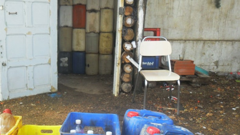 الوقود الجزائري يرفع سعر حمار التهريب إلى 8 ملايين بتونس