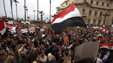 Égypte : des milliers de manifestants au vendredi du dernier avertissement