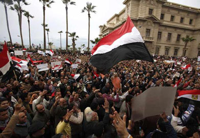 Égypte : des milliers de manifestants au vendredi du dernier avertissement
