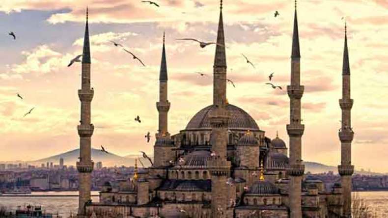 “باليه سيدي بلعباس” بإسطنبول يتأجل بسبب المحاولة الانقلابية