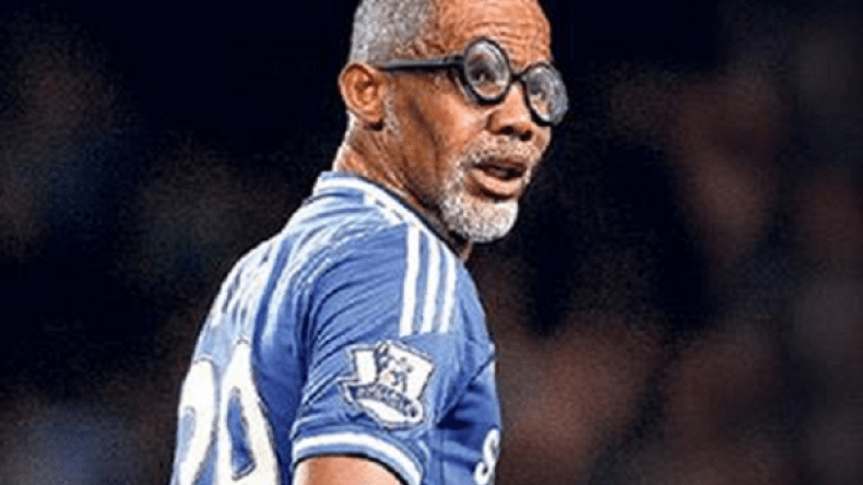 إيتو يبلغ 40 عامًا حسب صديقته السابقة..!!