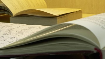 سوق الخردة الفكرية‮.. ‬في‮ ‬يوم الطالب