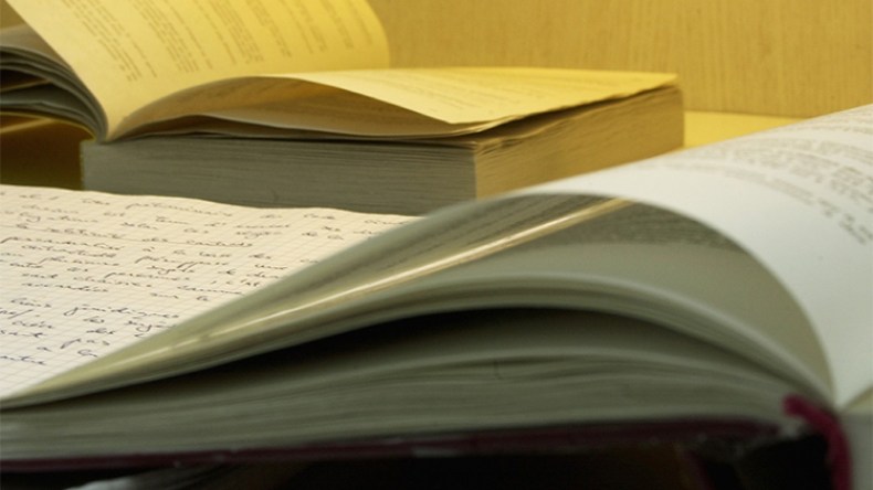 سوق الخردة الفكرية‮.. ‬في‮ ‬يوم الطالب