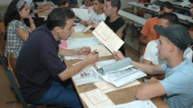 جامعات تشترط شهادة السوابق العدلية والجنسية وأخرى تفرض على الطلبة وثيقة حسن السيرة والسلوك