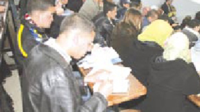 اداريون زوروا نقاط 100 طالب راسب بجامعة وهران