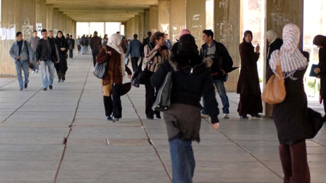 أربعة تنظيمات طلابية ممنوعة من النشاط خارج الجامعة