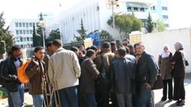 احتجاج‭ ‬200‭ ‬طالب‭ ‬بكلية‭ ‬الحقوق‭ ‬على‭ ‬كشوف‭ ‬النقاط‭  ‬