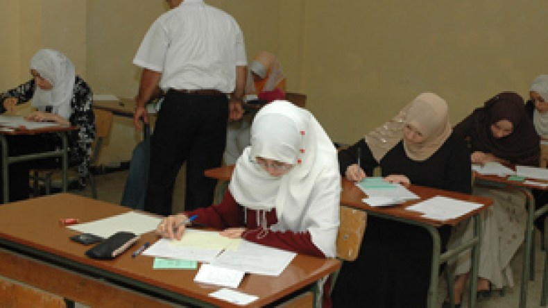 لا امتحانات ولا دراسة ولا مناقشات للمذكرات بأغلب الجامعات