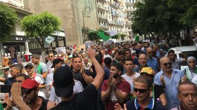 نطالب بإشراكنا في الحوار.. والحلّ في حكومة توافقية