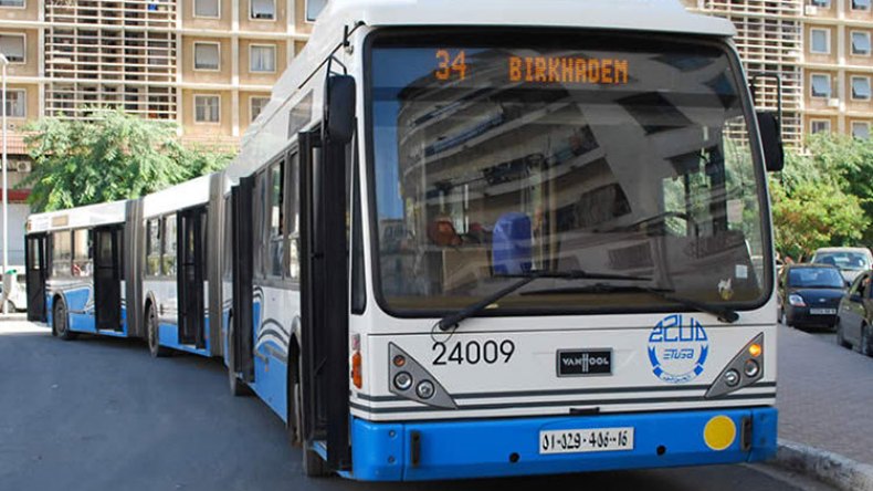 تعقيم يومي لحافلات شركة “إيتوزا” بالجزائر العاصمة