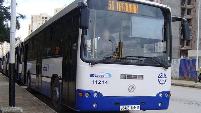 عمال “إيتوزا” في إضراب مفاجئ.. والمواطنون يستنكرون