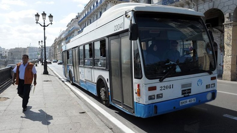 “إيتوزا” تقلص عدد الركاب بـ 50 بالمائة‏ والمسافرون يشكون الاكتظاظ