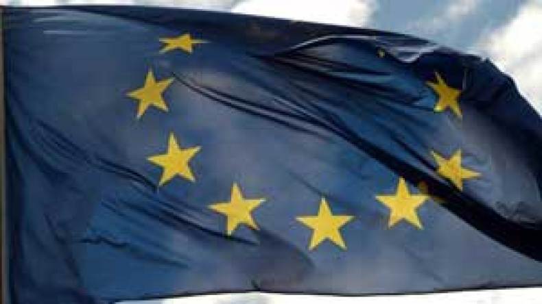الاتحاد الأوروبي يطالب بتدعيم الأمن في الجزائر لقدوم المستثمرين الأوربيين
