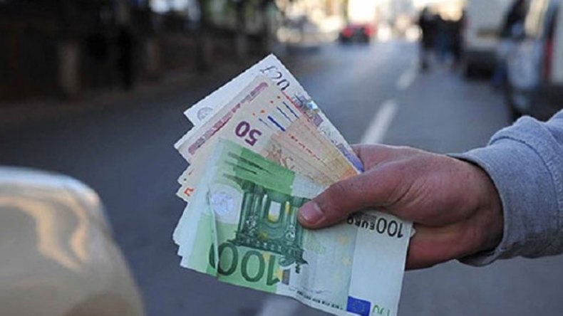 “الأورو” يواصل الانهيار وينزل إلى 17 ألف دينار بـ3 ولايات!